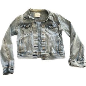 Talula Aritzia Denim Crop Jean Jacket button Down Size Medium